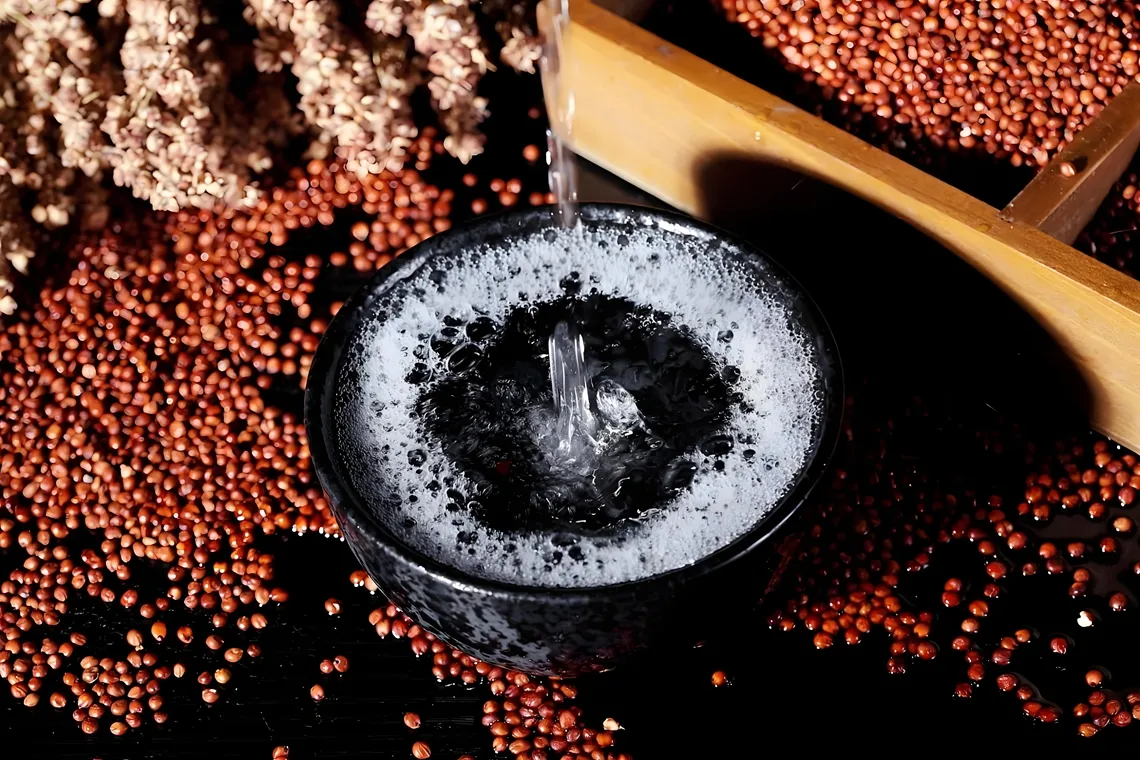 老友聚会纪念酒：朋友聚会的酒怎么设计有情怀？